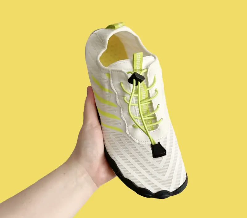 Holding the Grounded barefoot shoe